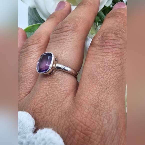 ♥️ VIOLETA STERLING SILVER RING - Picture 3 of 7